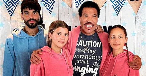 does lionel richie have a biological child|Lionel Richies 3 Kids: All About Nicole, Miles and Sofia